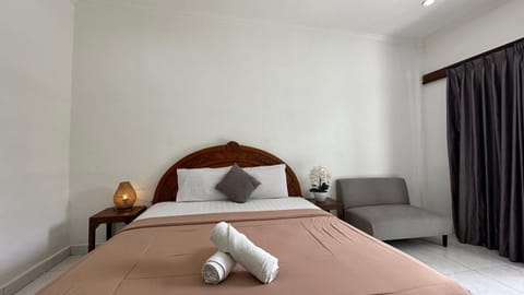 Yana Guest House Canggu Bed and Breakfast in North Kuta