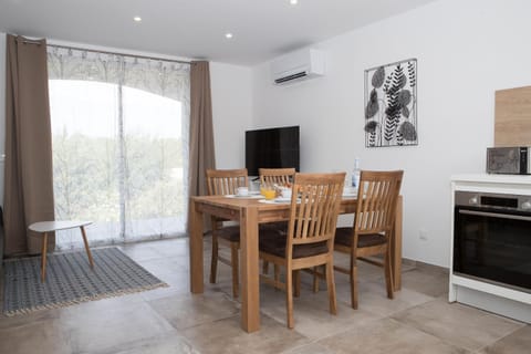 Les Mûriers Apartment in Calvi