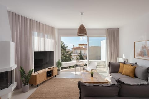 TV and multimedia, Living room, Seating area