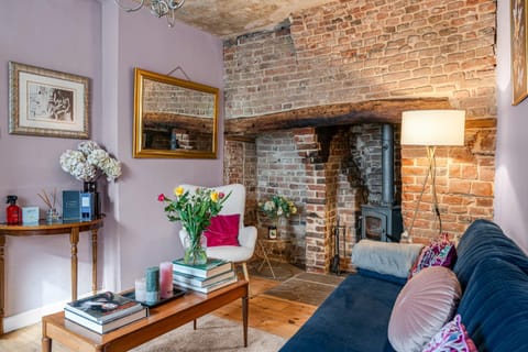 The Blue Anchor House - close to London Villa in Hertford