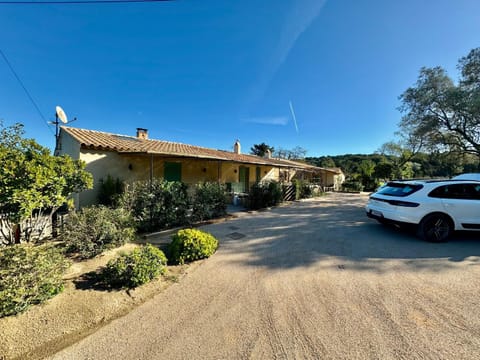 Property building, Parking