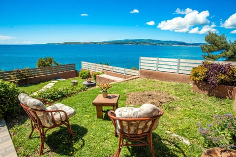 Garden, Sea view