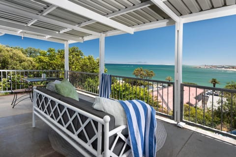 View (from property/room), Balcony/Terrace, Sea view