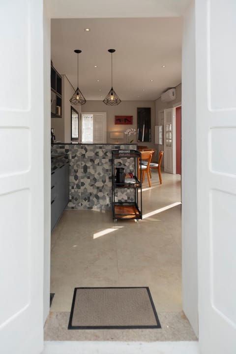 Kitchen or kitchenette, minibar, pet friendly, stove