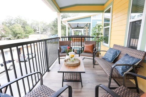 The Champion's Suite Newly Built Upscale Central House in Gainesville