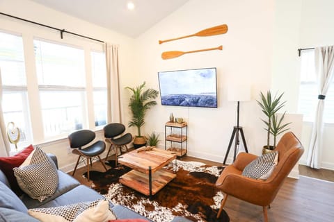 The Champion's Suite Newly Built Upscale Central House in Gainesville