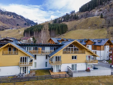 Property building, Winter