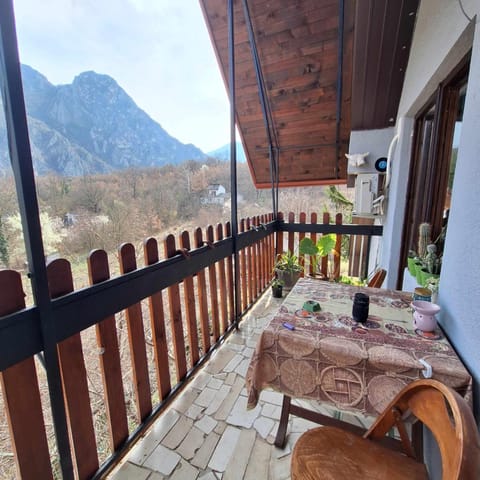 Natural landscape, View (from property/room), Balcony/Terrace, Mountain view