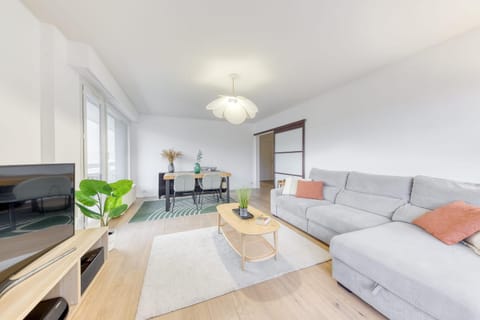Grand appartement spacieux - Proche Paris Apartment in Île-de-France