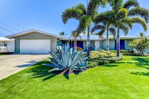 Property building, Day, Natural landscape