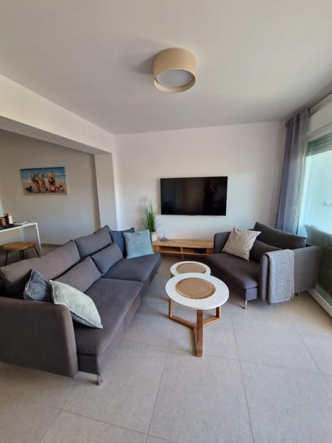 APARTAMENTO AQUAMARINA J&B SOLO FAMILIAS Apartment in Gandia