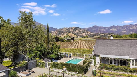 Villa in French Chateau Estate in Napa Valley Villa in Napa Valley