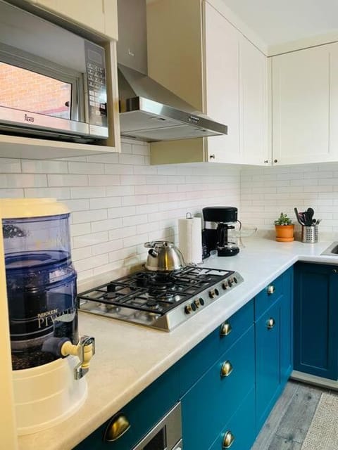 Coffee/tea facilities, Kitchen or kitchenette, minibar