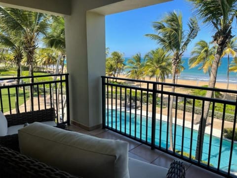Natural landscape, Balcony/Terrace, Sea view, Swimming pool