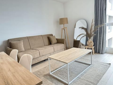 Jacinto Benavente 15, 5A con Parking gratis by YBH Apartment in Vigo