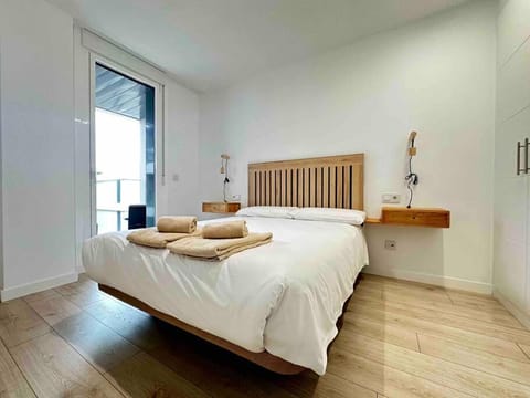 Jacinto Benavente 15, 6A con Parking gratis by YBH Apartment in Vigo