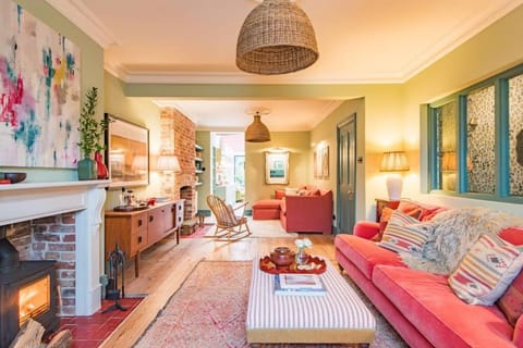 Living room, Seating area, flat iron