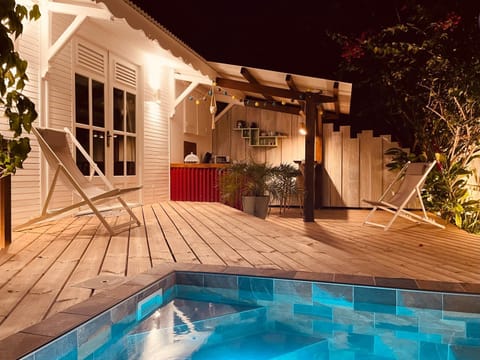 Patio, Hot Tub, Hot Tub, Balcony/Terrace, kitchen