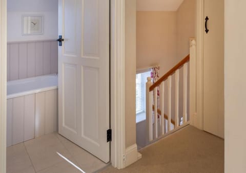 Jasmine Cottage - 2 Bedroom in Heart of Bourton! House in Bourton-on-the-Water