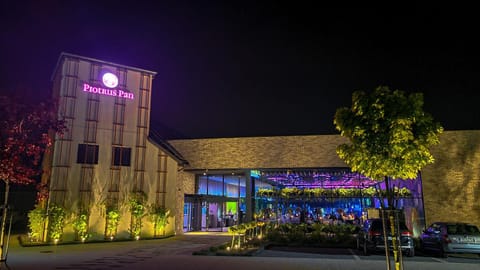 Parking, wedding