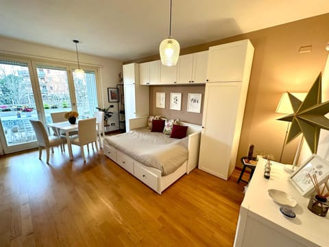 Bed, Living room, Bedroom
