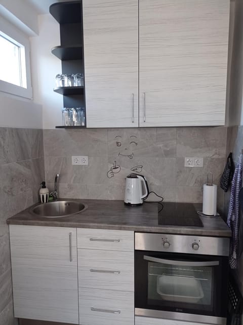 Coffee/tea facilities, Kitchen or kitchenette, pet friendly