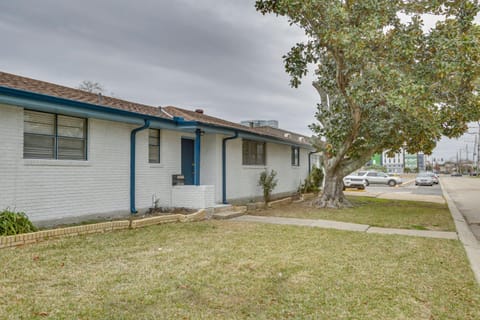 5 Mi to City Park Pet-Friendly Home Near NOLA! House in Metairie