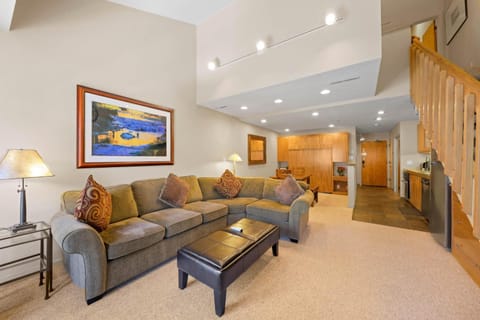 Studio Loft #348 Apartment in Palisades Tahoe (Olympic Valley)