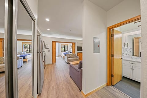 Palisades Tahoe Lodge Rentals Premium Studio #149 Apartment in Palisades Tahoe (Olympic Valley)