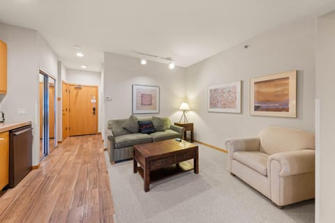 Palisades Tahoe Lodge Rentals Studio #256 Apartment in Palisades Tahoe (Olympic Valley)