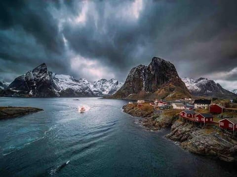 Hamnøy - Big Apartment - Amazing - Marvellous view Apartment in Lofoten