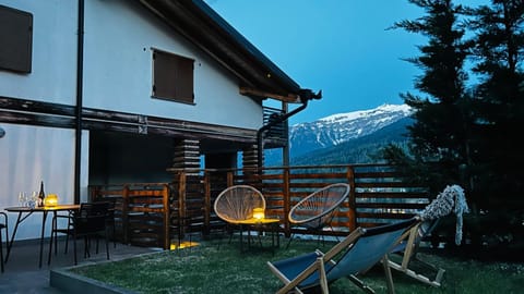 Alpen Lodge Premium Apartment Apartment in Province of Brescia