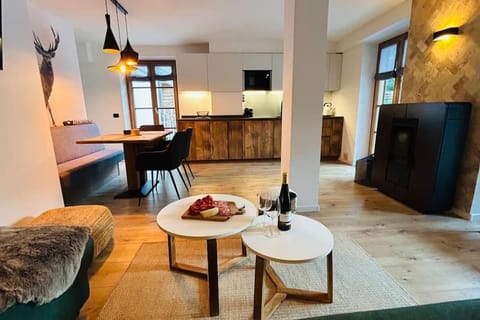 Alpen Lodge Premium Apartment Apartment in Province of Brescia