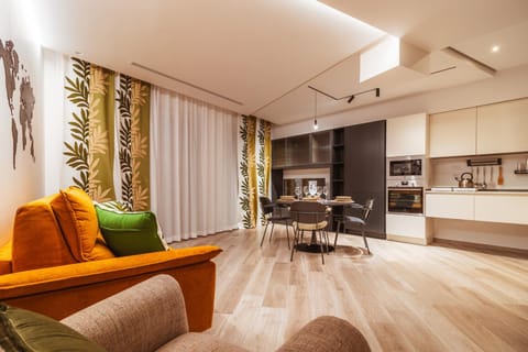 Kitchen or kitchenette, Living room, Dining area