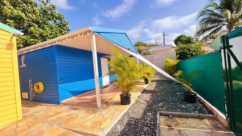 Property building, Garden