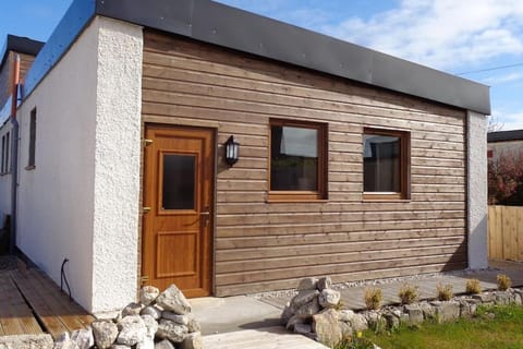 Holiday House with garden and sauna 10 pounds for Sauna House in Scotland