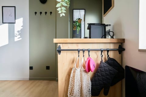 Two bedroom house with courtyard, quiet Bed and Breakfast in Lille