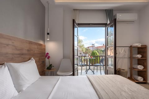 Eleon Suites & Apartments Apartment in Halkidiki