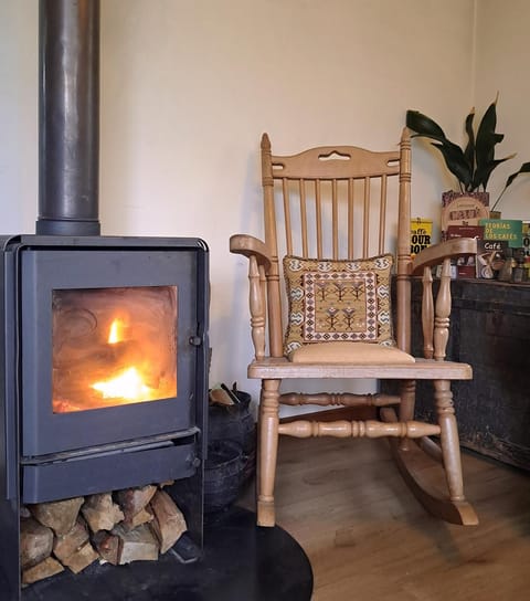 Living room, fireplace