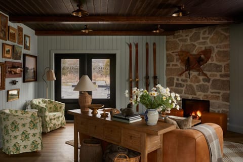 Lounge or bar