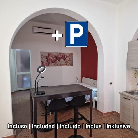 Kitchen or kitchenette, Living room, Dining area, Bedroom