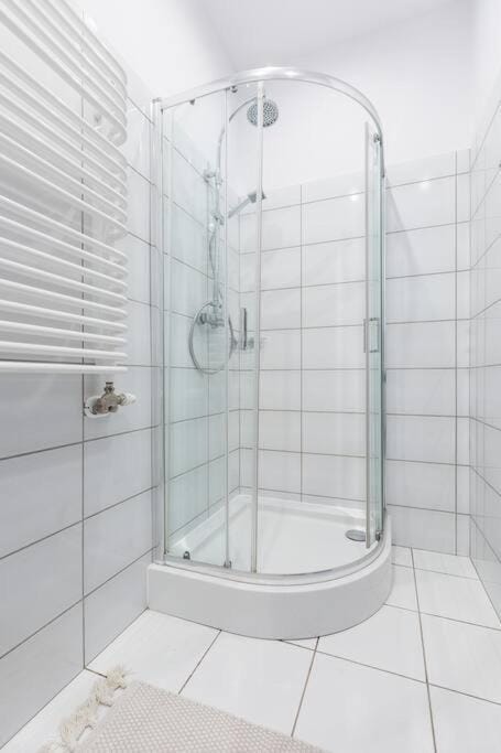 May C studio w/balcony Apartment in Krakow