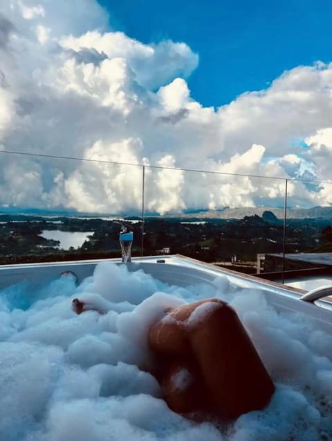 Day, Natural landscape, Hot Tub