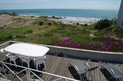 Patio, Sea view