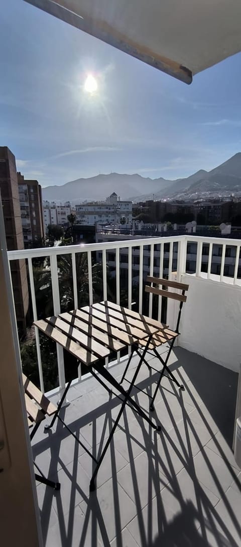 Balcony/Terrace, Mountain view