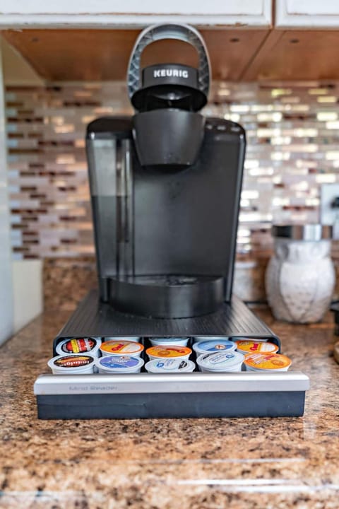 Two Owls and a View Chalet in Pittman Center