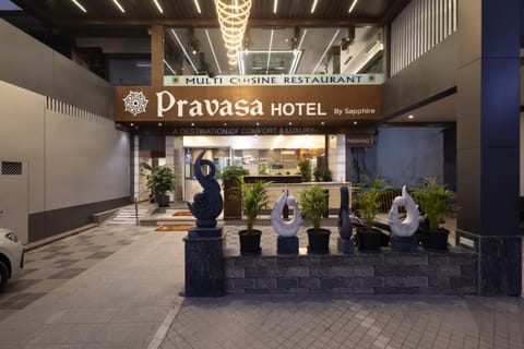 Property building, Facade/entrance, Property logo or sign