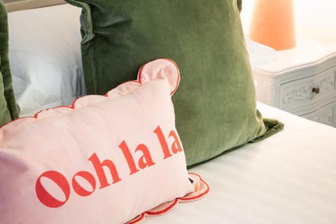 Gorgeous Boutique Flat Sleeps 2 in Lyme Regis House in Lyme Regis