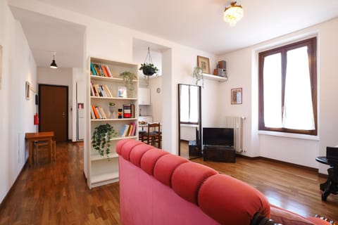 Communal lounge/ TV room, Living room, Seating area