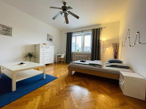 Photo of the whole room, Bedroom